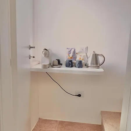 18zero2 Luxury Бари