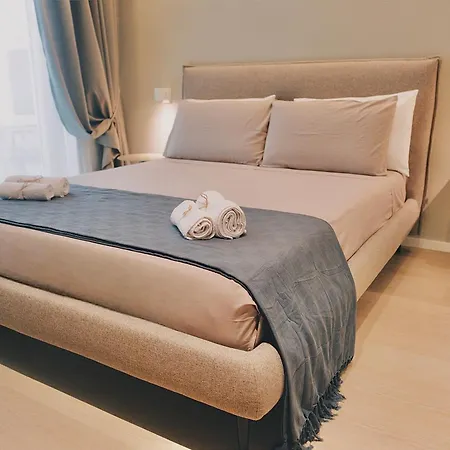 18zero2 Luxury Бари